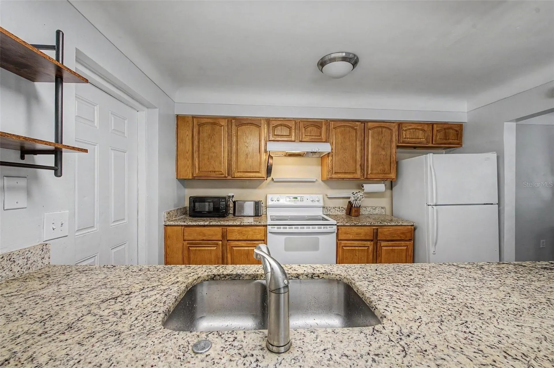 4738 9th Street Zephyrhills FL 33542