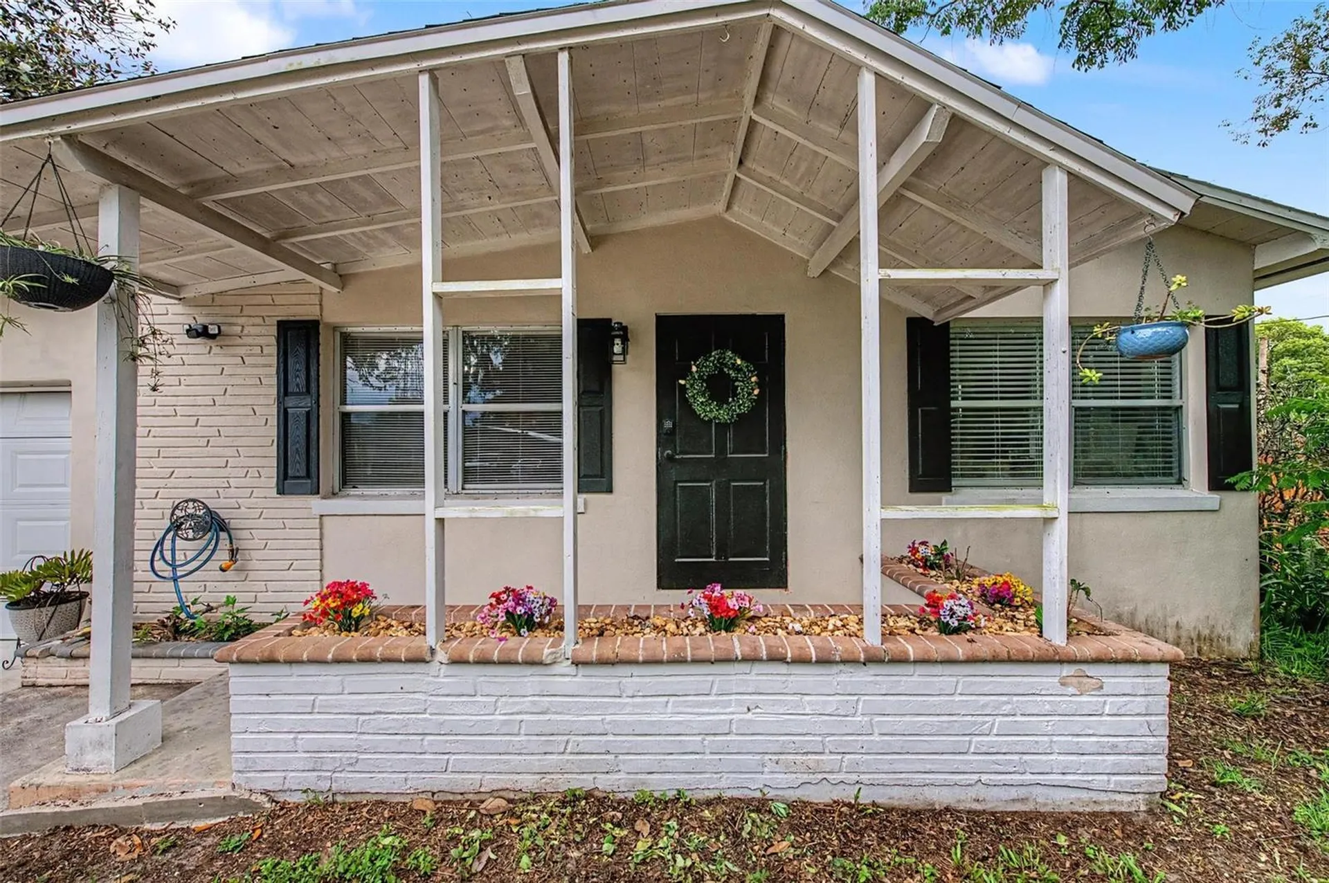 4738 9th Street Zephyrhills FL 33542