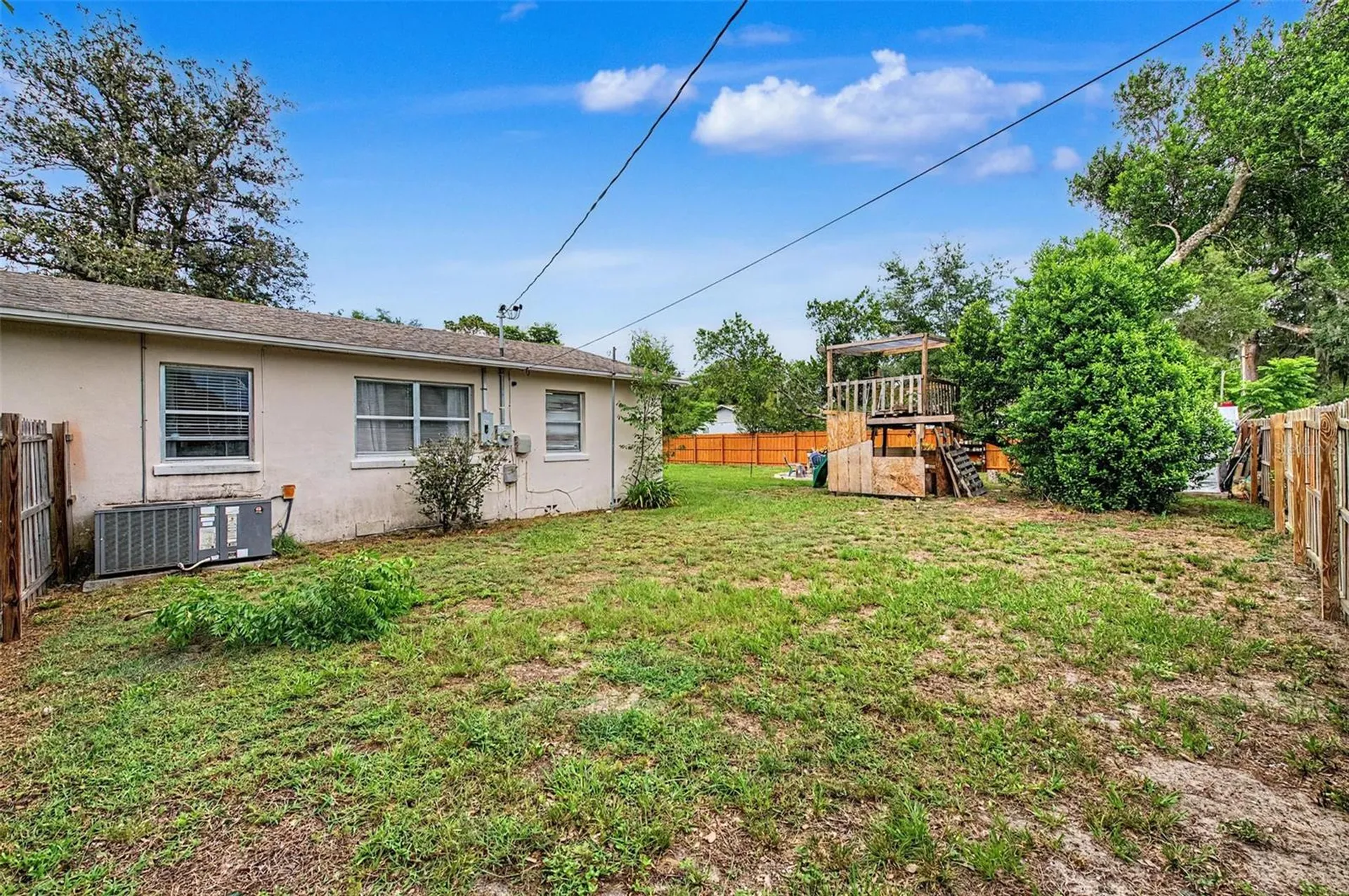 4738 9th Street Zephyrhills FL 33542