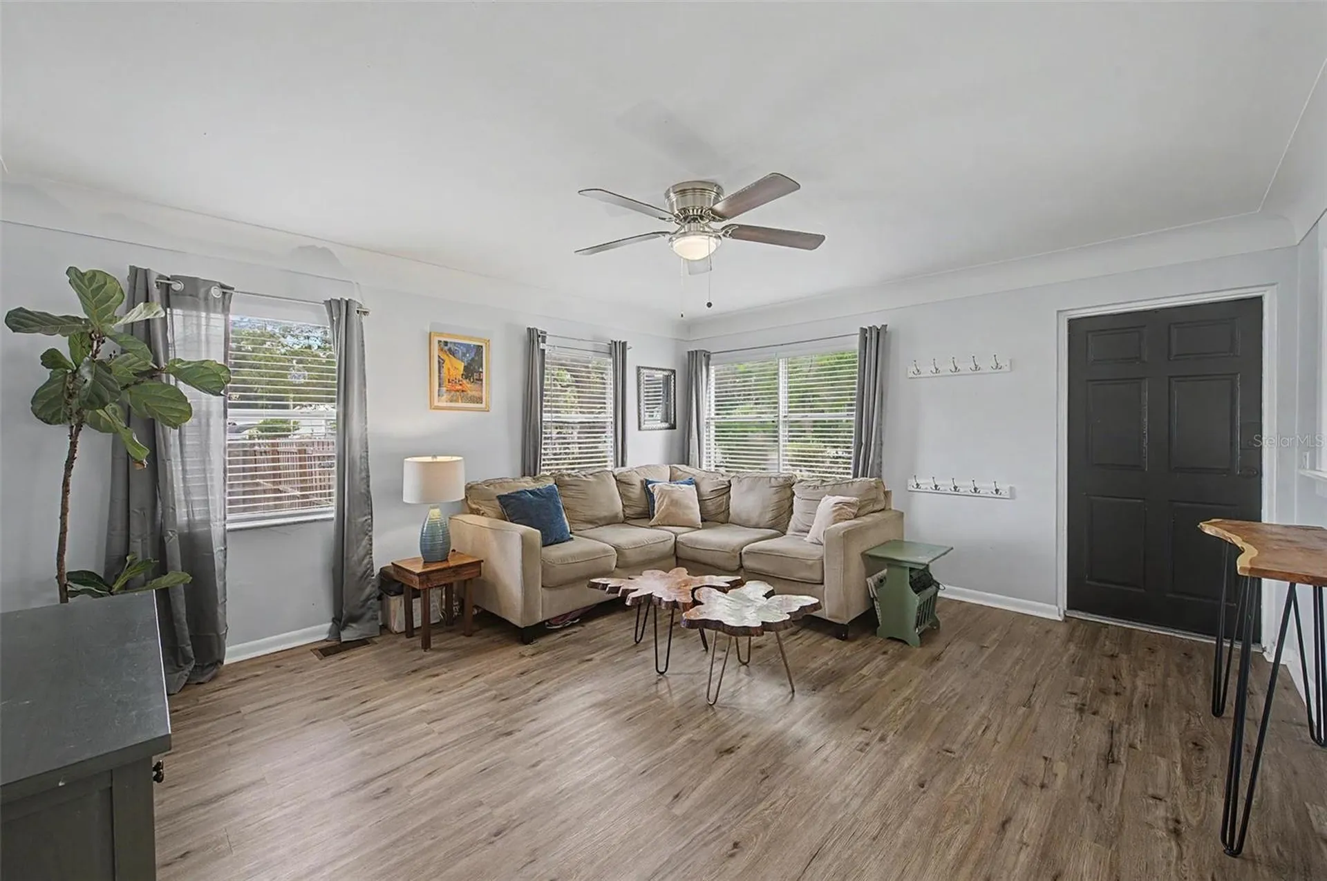 4738 9th Street Zephyrhills FL 33542