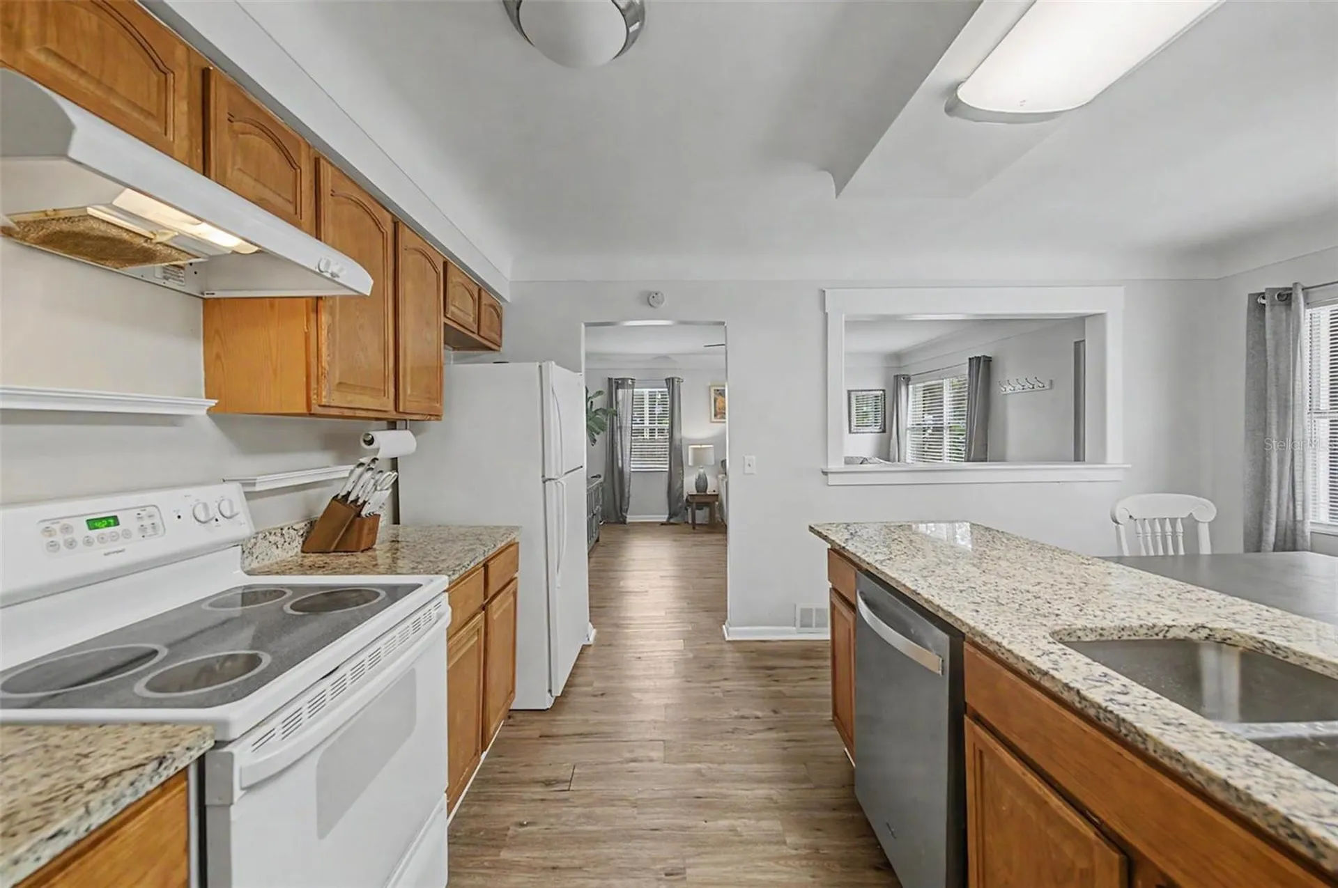 4738 9th Street Zephyrhills FL 33542