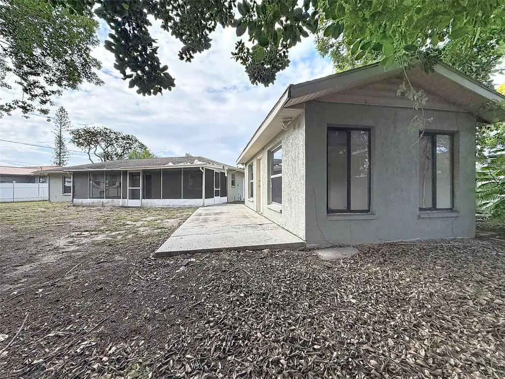 3019 40th Avenue W Bradenton FL 34205