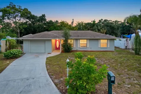 3019 40th Avenue W Bradenton FL 34205