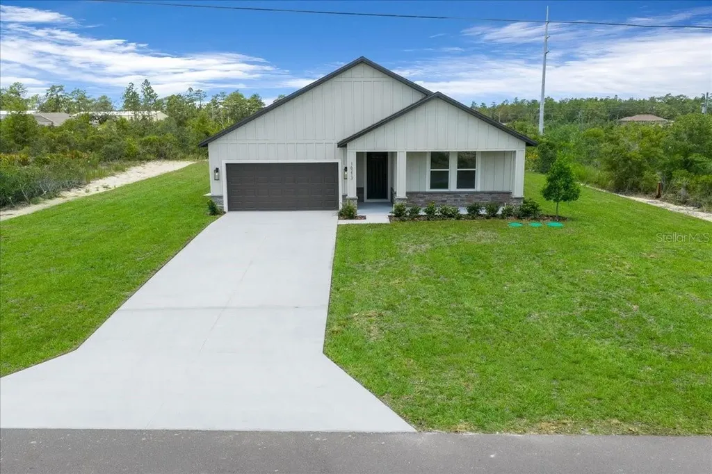 16213 Penn State Road Weeki Wachee FL 34614