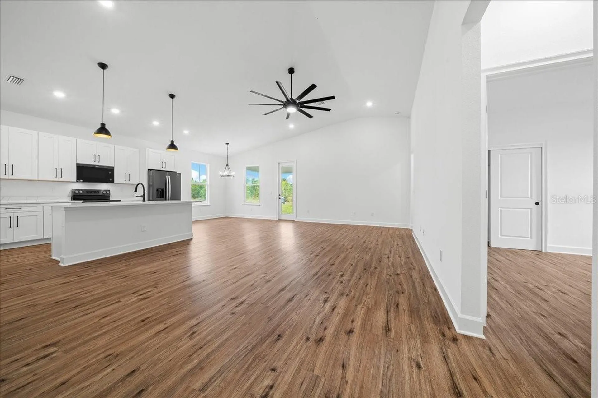 16213 Penn State Road Weeki Wachee FL 34614
