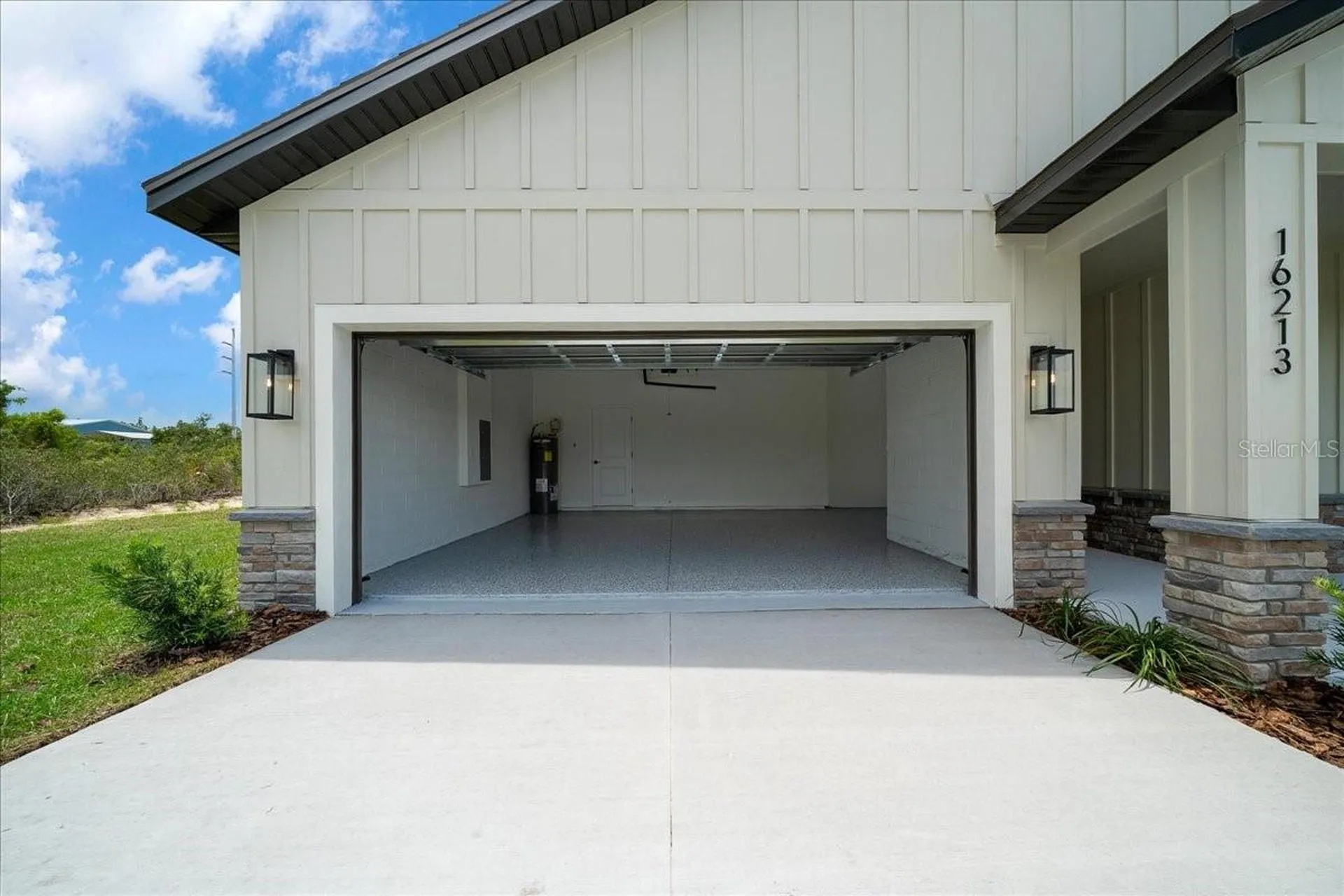 16213 Penn State Road Weeki Wachee FL 34614