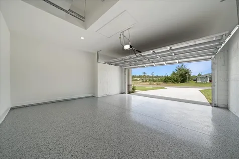 16213 Penn State Road Weeki Wachee FL 34614