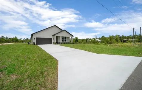 16213 Penn State Road Weeki Wachee FL 34614