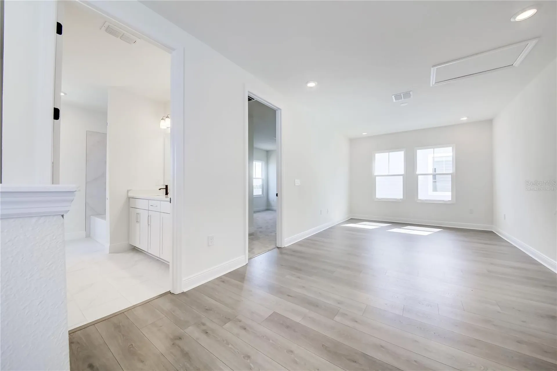 144 Thorne Lane Sarasota FL 34240