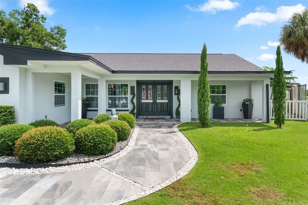 7302 Egypt Lake Drive Tampa FL 33614