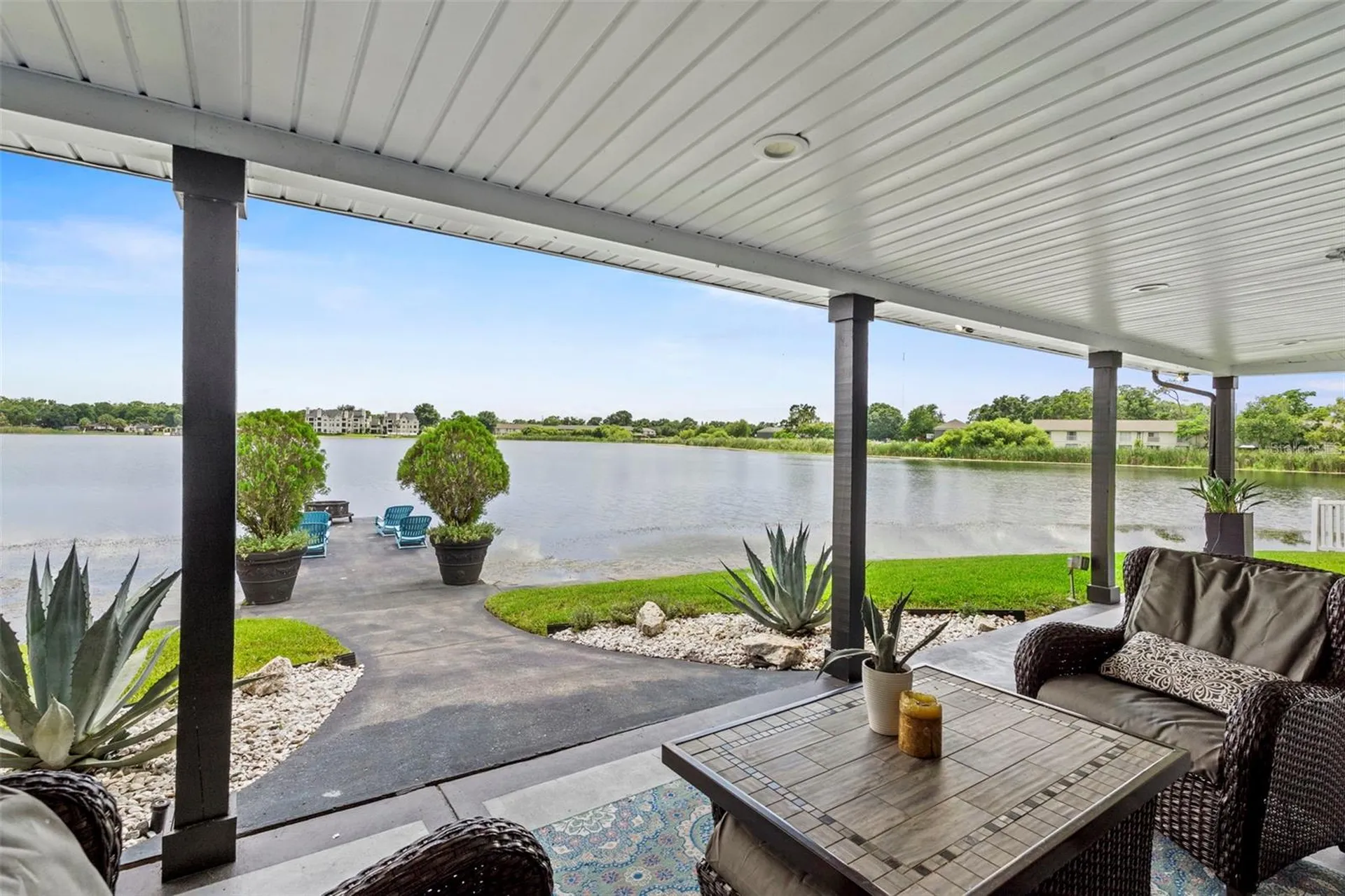 7302 Egypt Lake Drive Tampa FL 33614