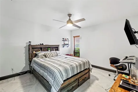 7302 Egypt Lake Drive Tampa FL 33614