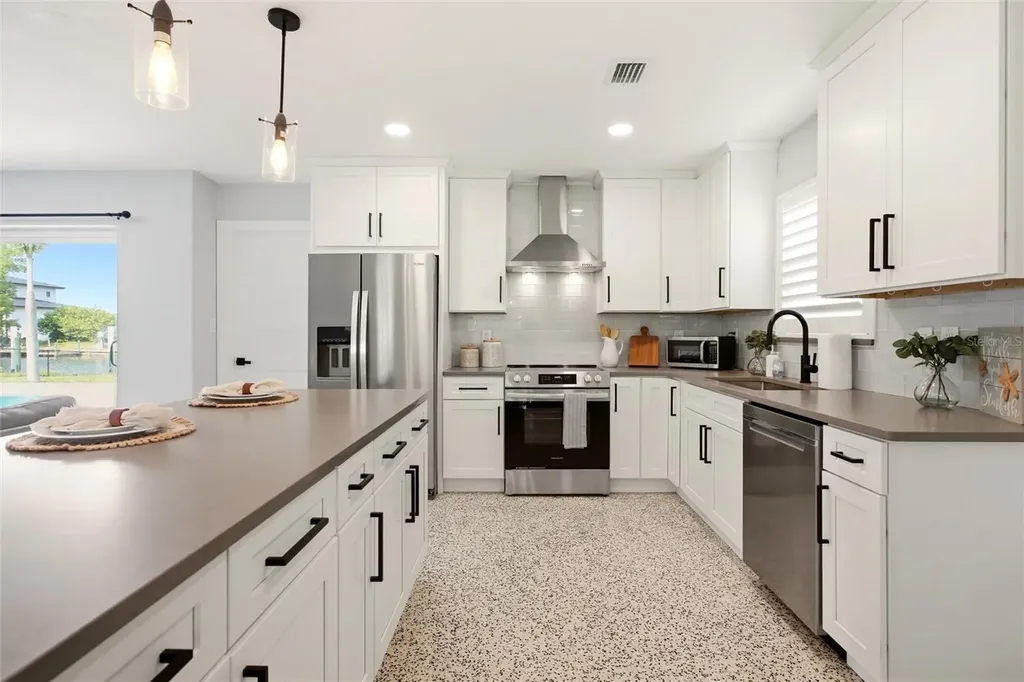 174 Severin Road SE Port Charlotte FL 33952