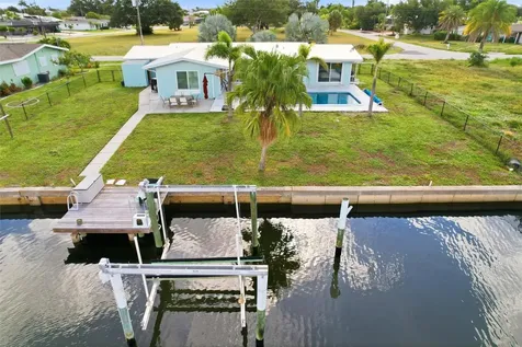 174 Severin Road SE Port Charlotte FL 33952