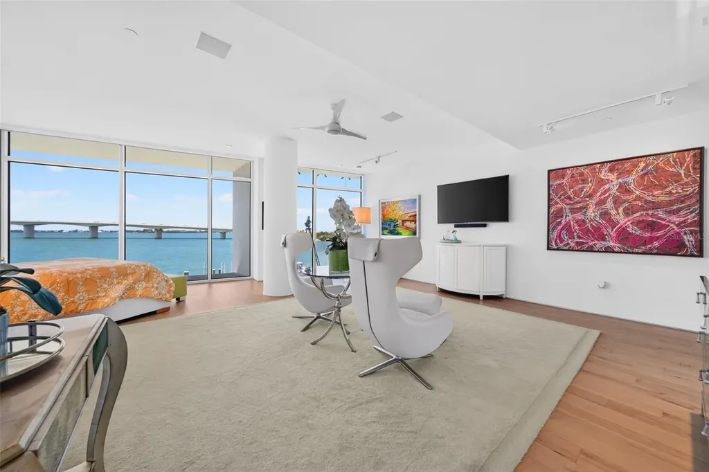 280 Golden Gate Point Sarasota FL 34236