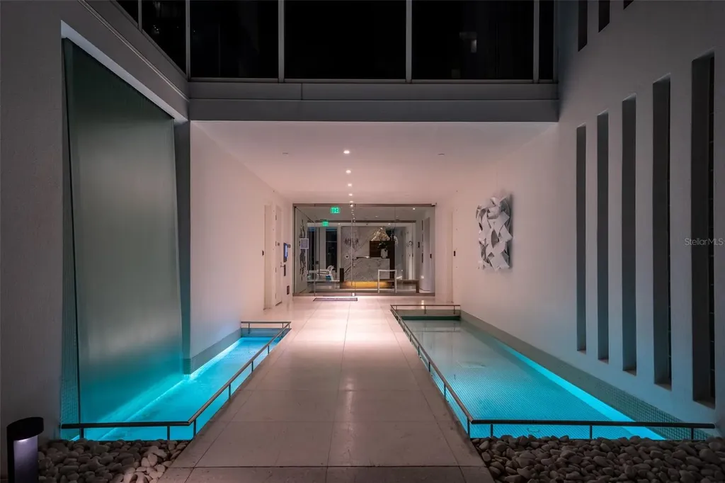 280 Golden Gate Point Sarasota FL 34236