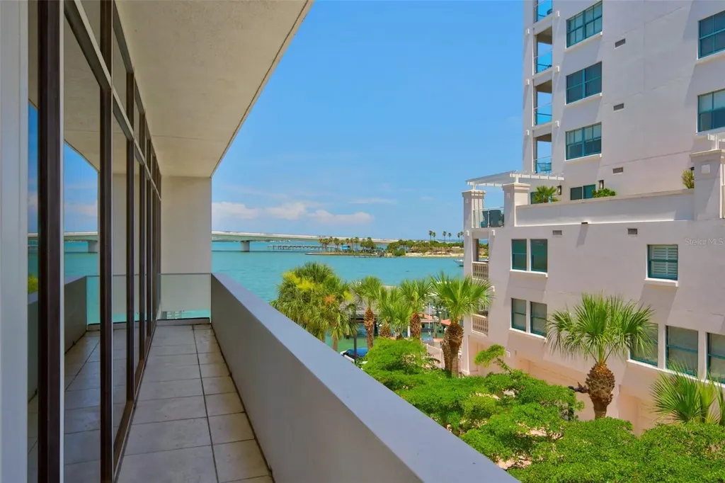 280 Golden Gate Point Sarasota FL 34236