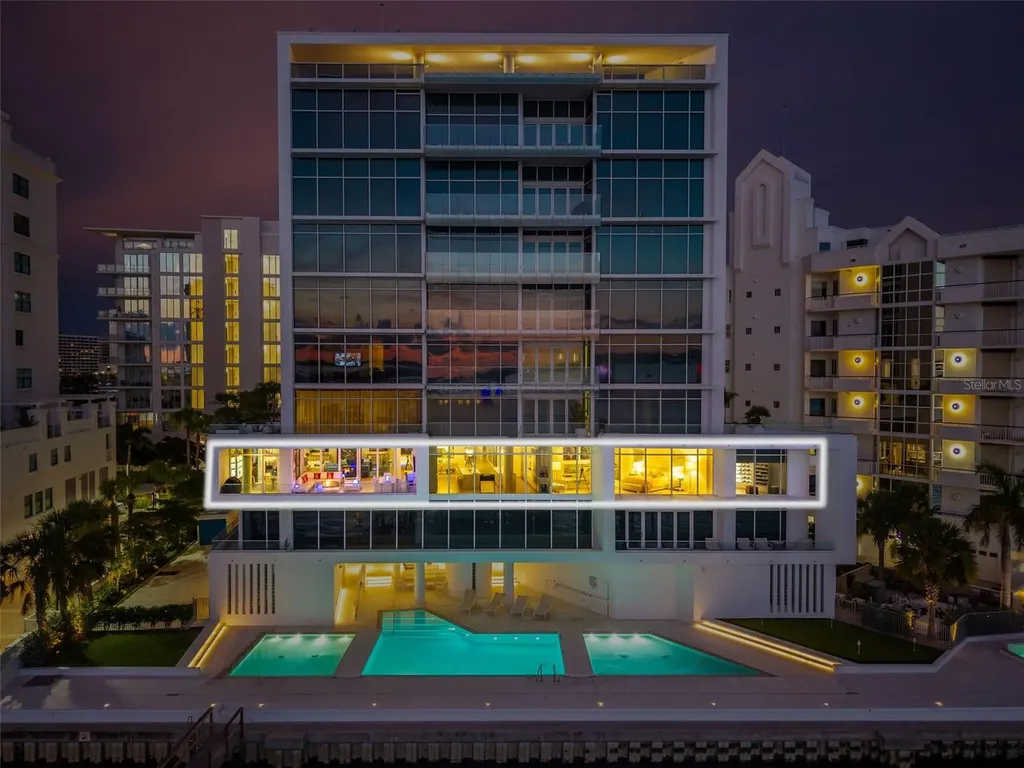 280 Golden Gate Point Sarasota FL 34236