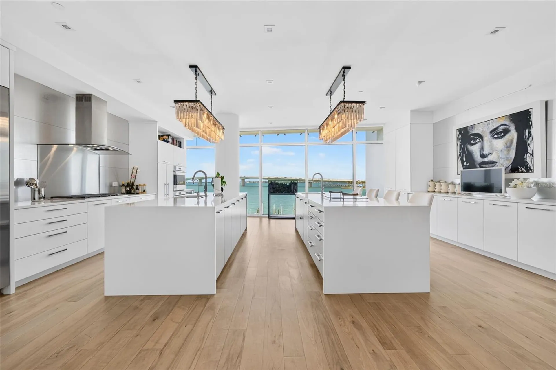 280 Golden Gate Point Sarasota FL 34236