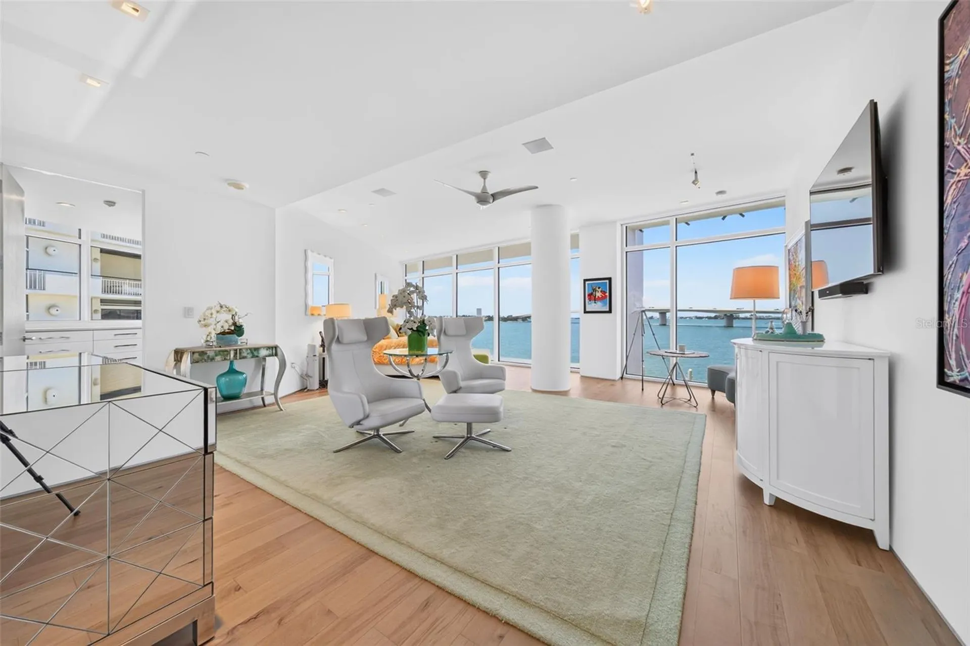280 Golden Gate Point Sarasota FL 34236