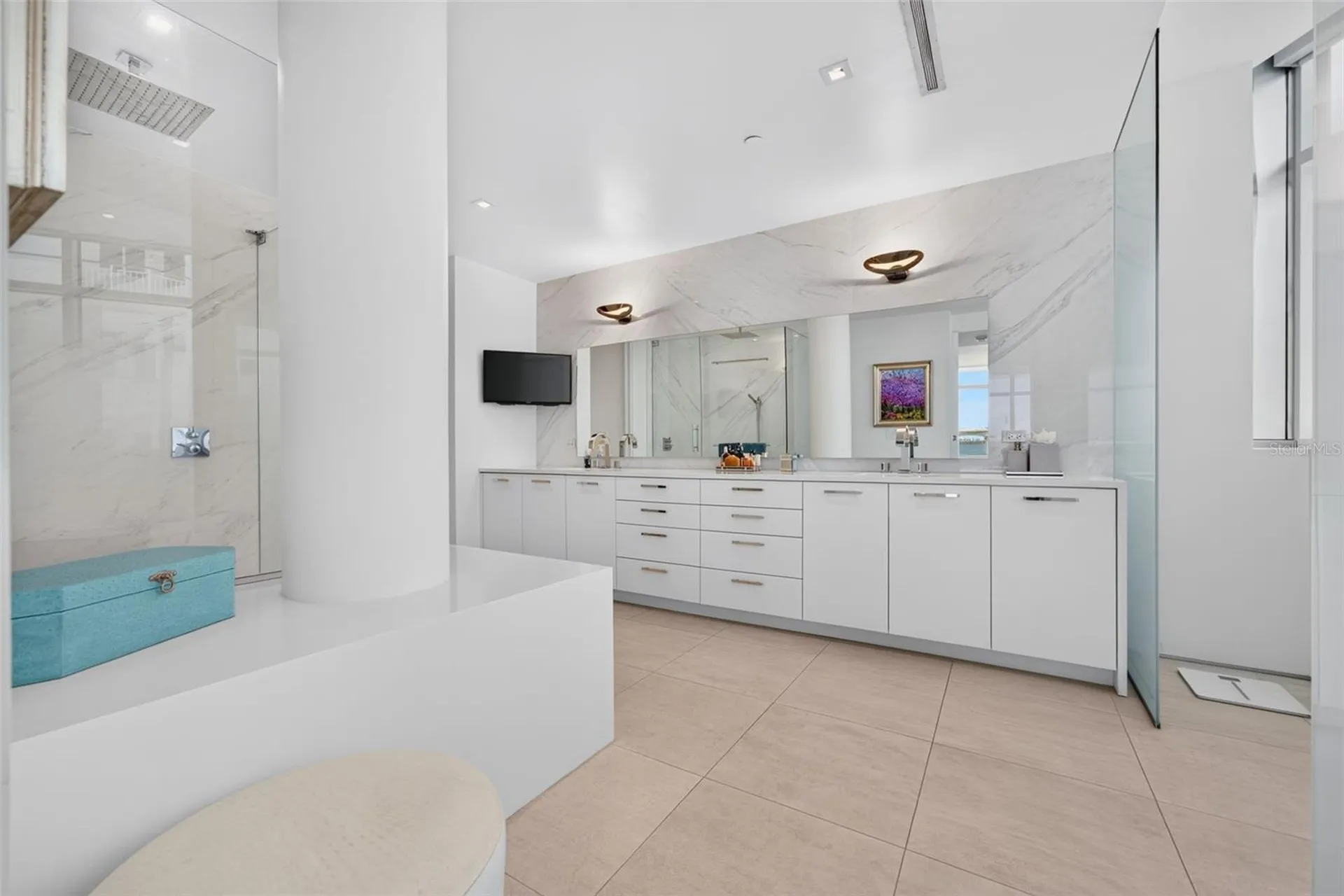 280 Golden Gate Point Sarasota FL 34236