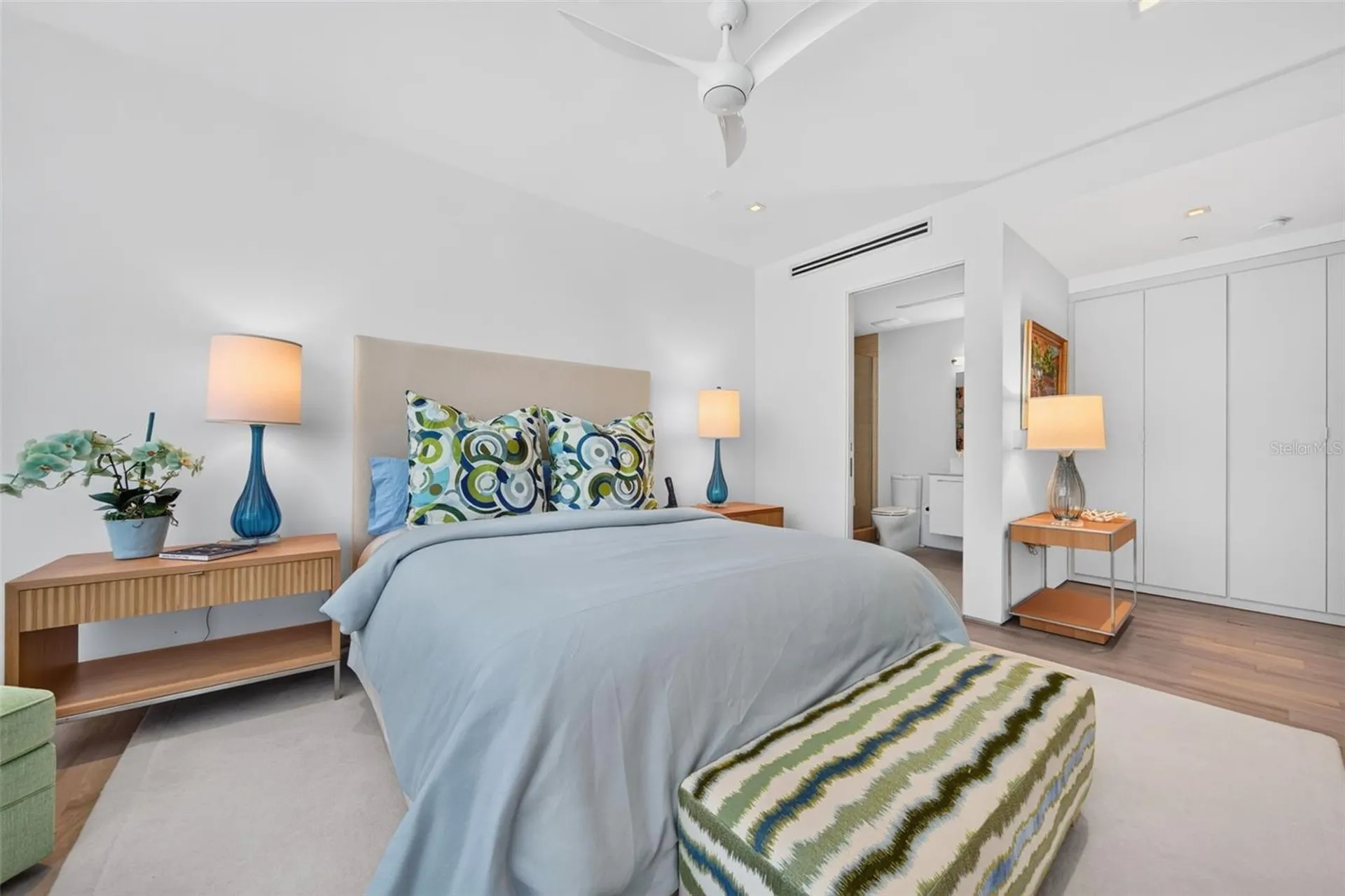 280 Golden Gate Point Sarasota FL 34236