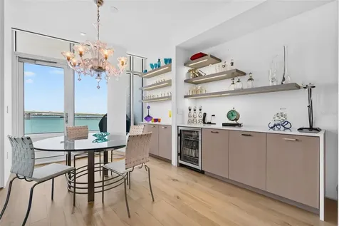 280 Golden Gate Point Sarasota FL 34236