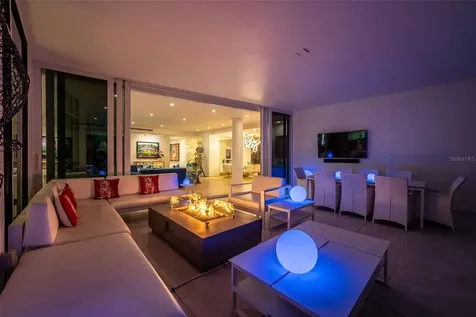 280 Golden Gate Point Sarasota FL 34236