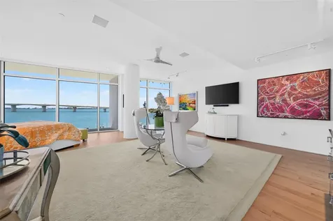 280 Golden Gate Point Sarasota FL 34236