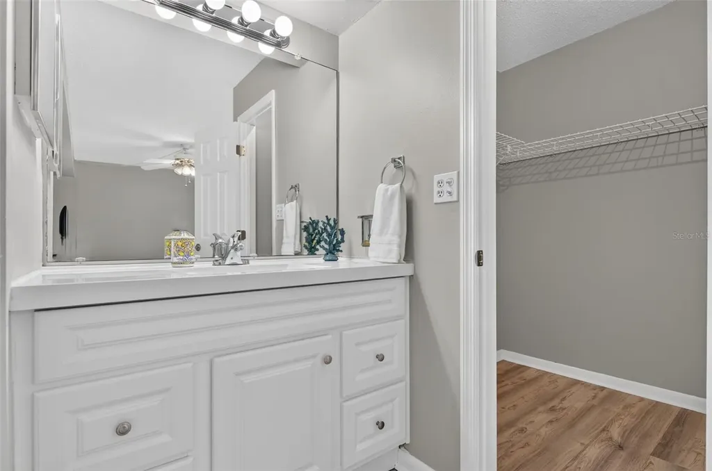 2207 Belleair Road Clearwater FL 33764