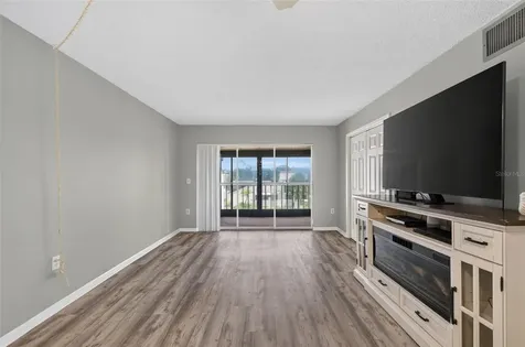2207 Belleair Road Clearwater FL 33764