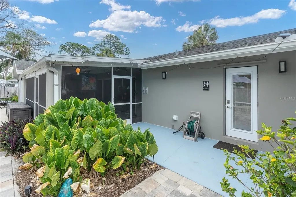 1625 North Dakota Avenue NE St Petersburg FL 33703