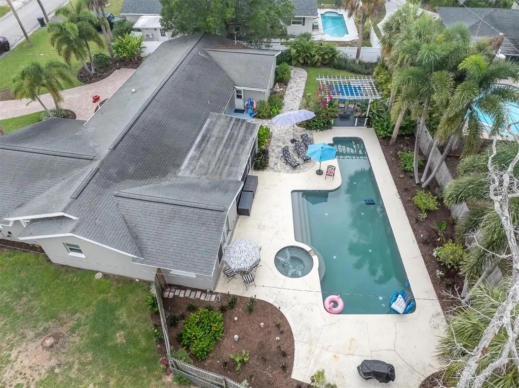 1625 North Dakota Avenue NE St Petersburg FL 33703