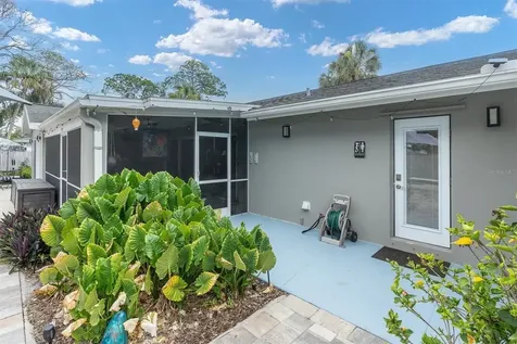 1625 North Dakota Avenue NE St Petersburg FL 33703