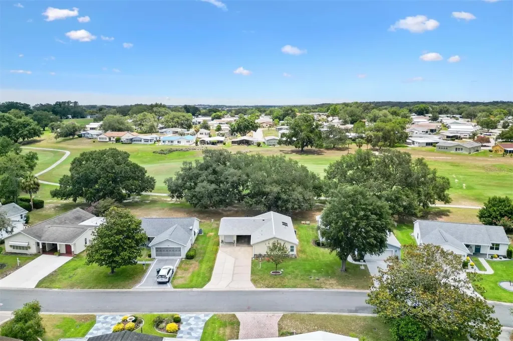 723 Heathrow Avenue Lady Lake FL 32159