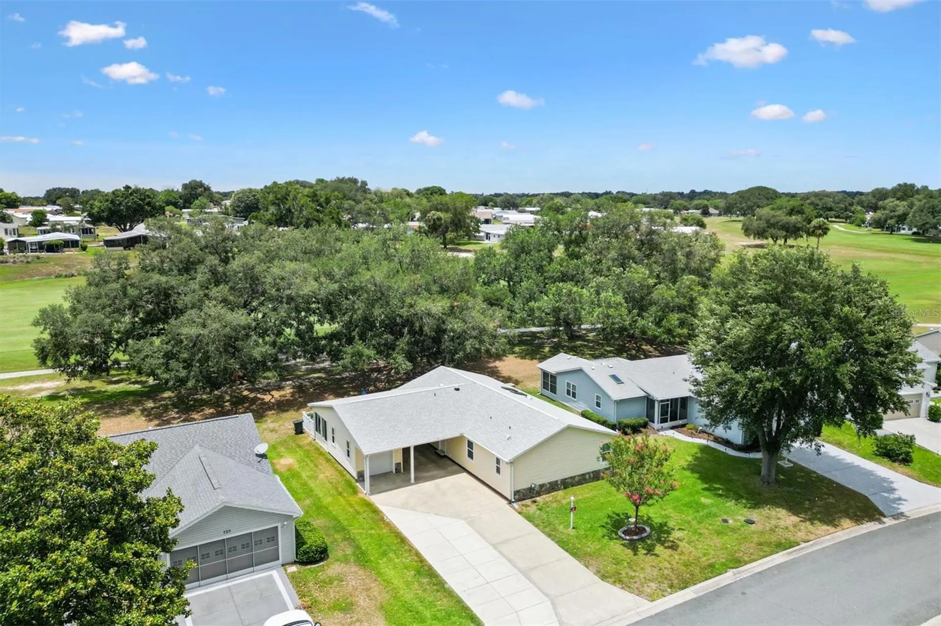 723 Heathrow Avenue Lady Lake FL 32159