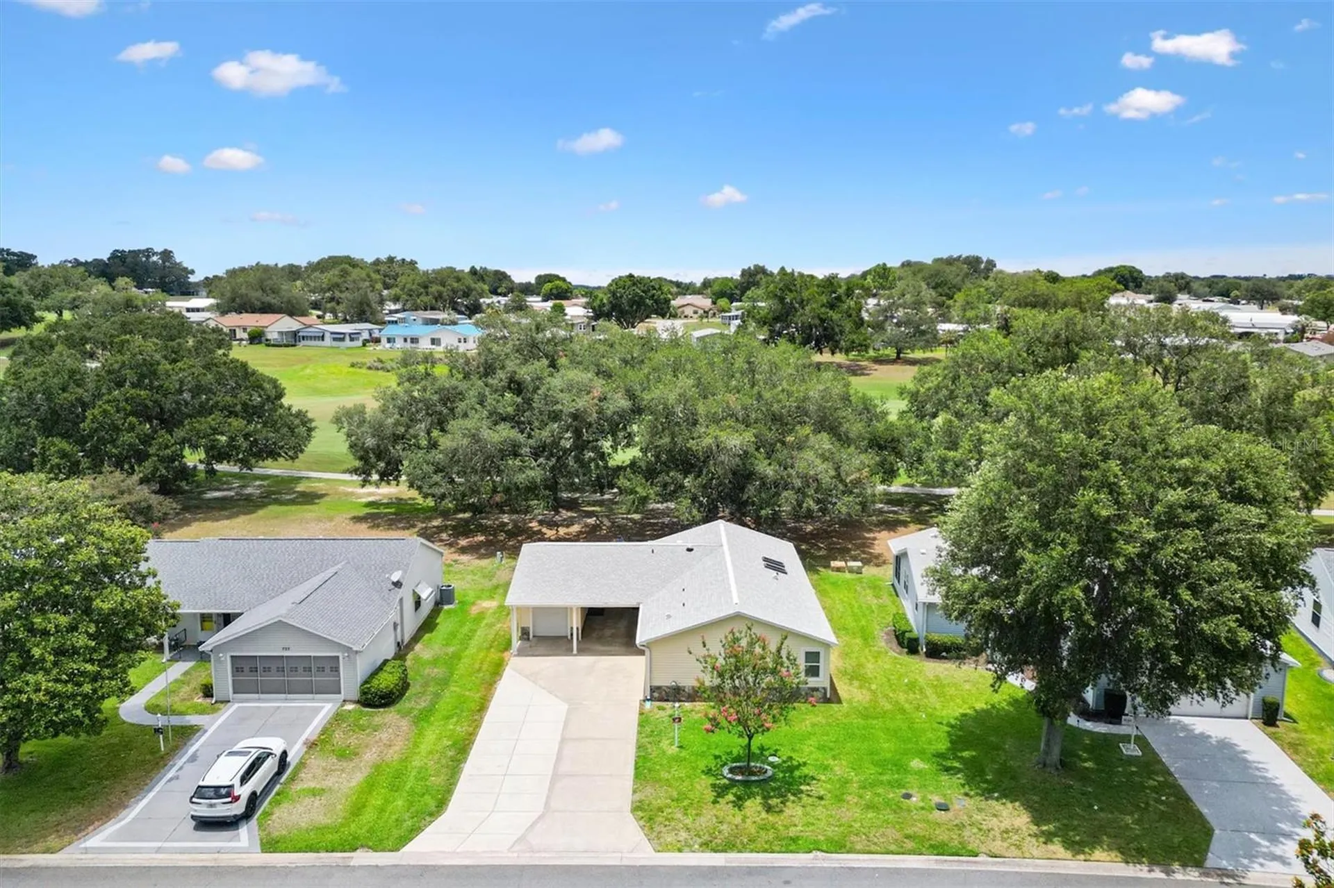 723 Heathrow Avenue Lady Lake FL 32159