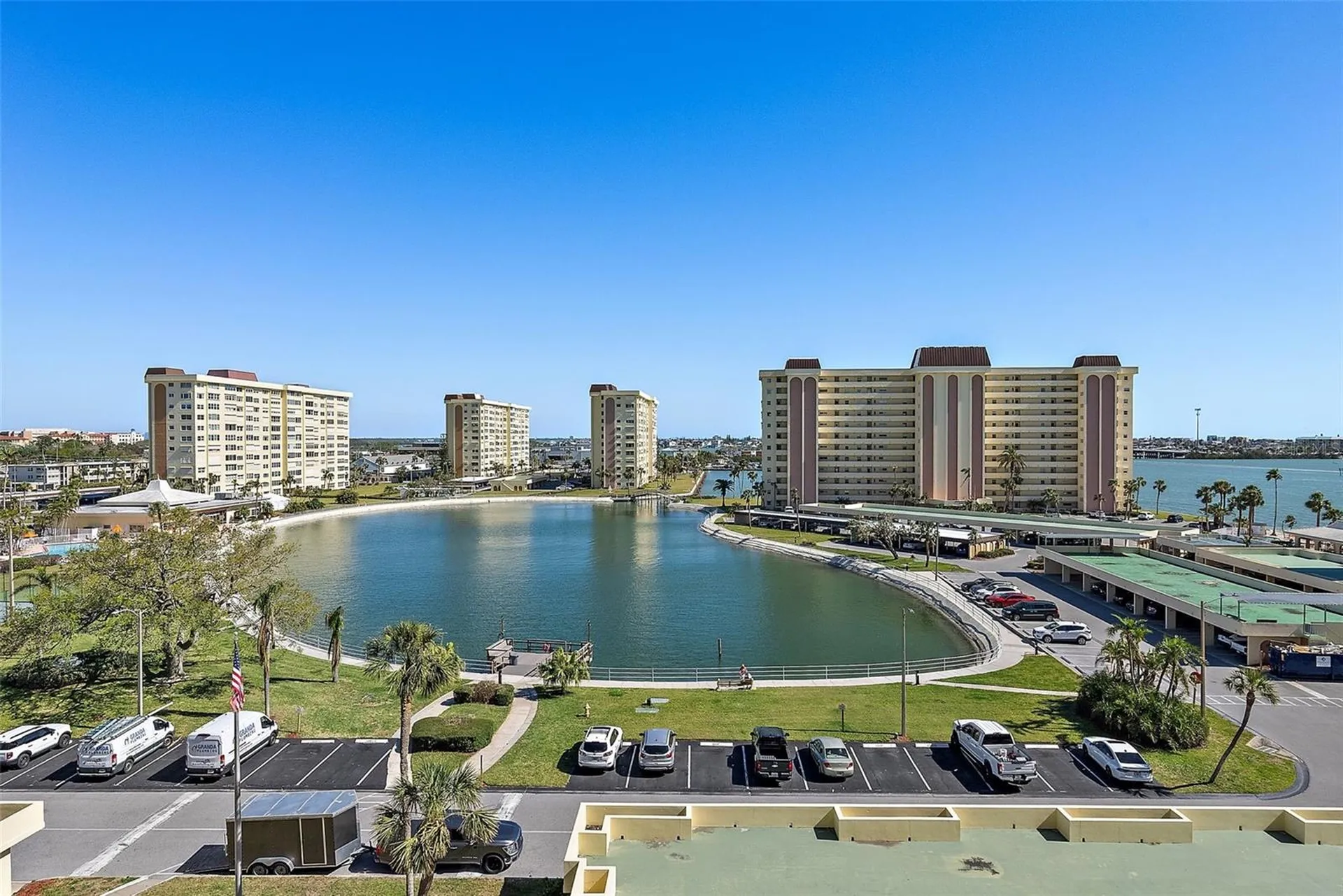 4725 Cove Circle St Petersburg FL 33708