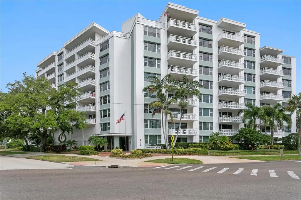 700 Beach Drive NE St Petersburg FL 33701
