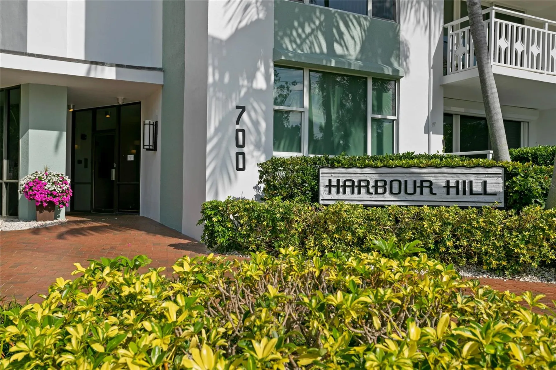 700 Beach Drive NE St Petersburg FL 33701