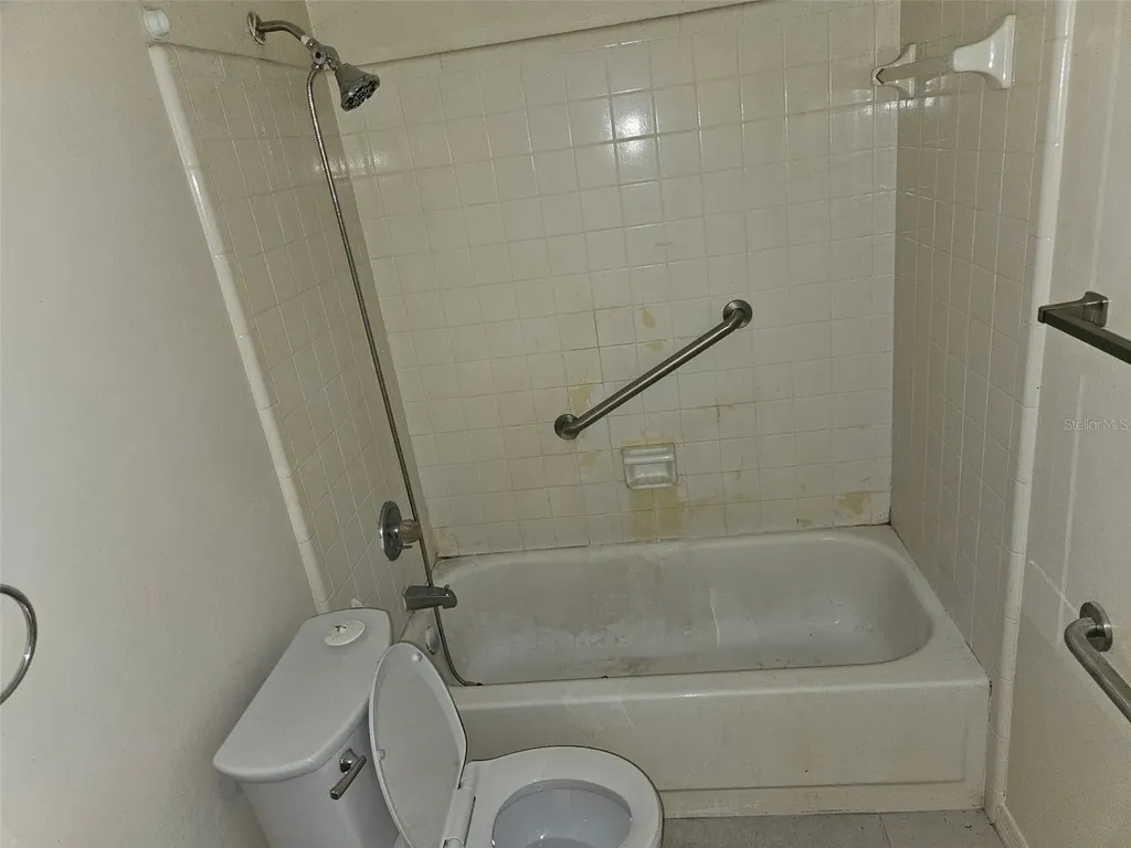 5813 NW 23rd Terrace Gainesville FL 32653