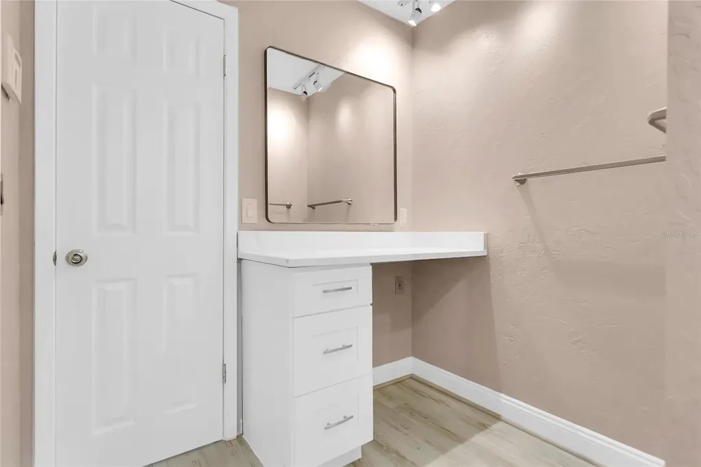 3736 Lake Margaret Drive Orlando FL 32812