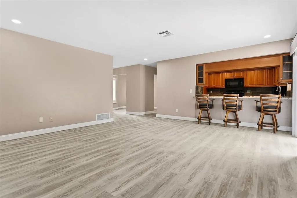 3736 Lake Margaret Drive Orlando FL 32812