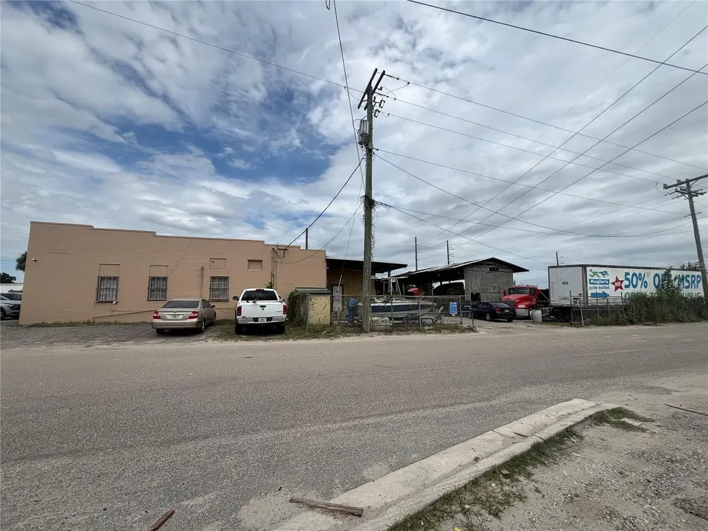 4301 E Broadway Avenue Tampa FL 33605