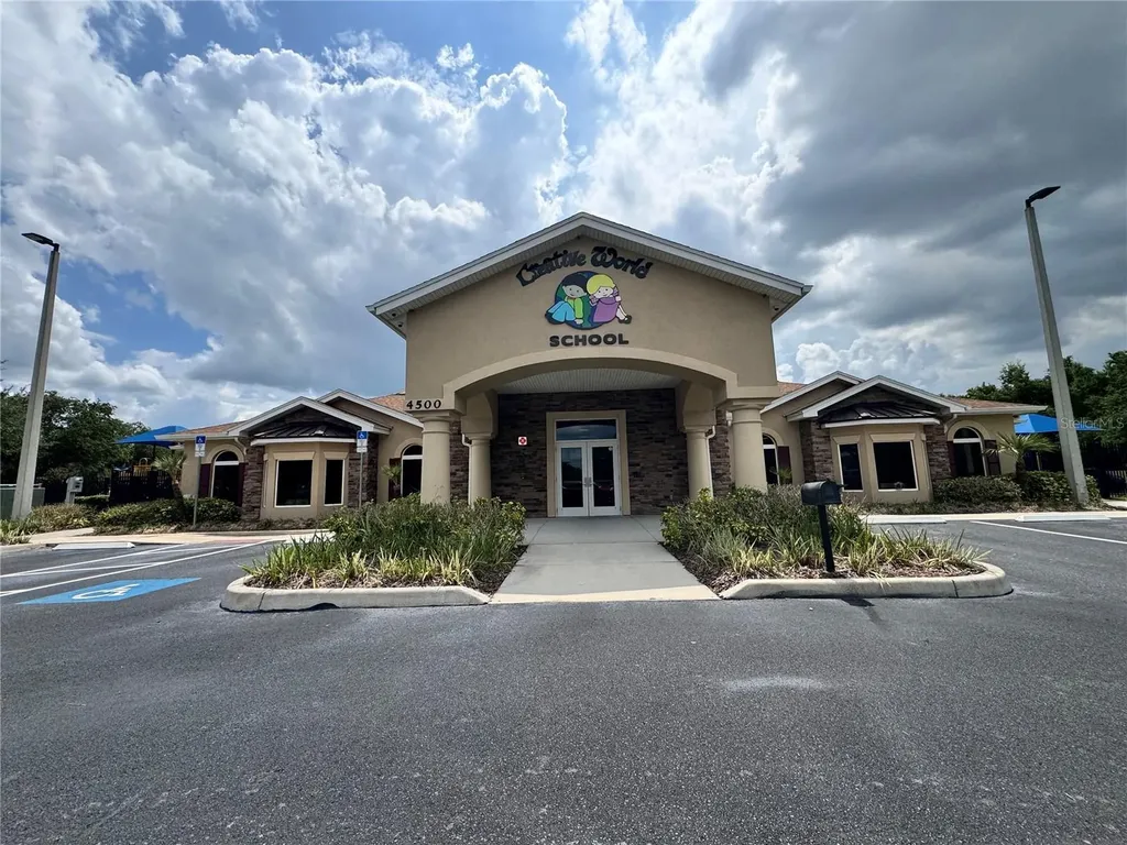 4461 Arlington Avenue St Cloud FL 34769