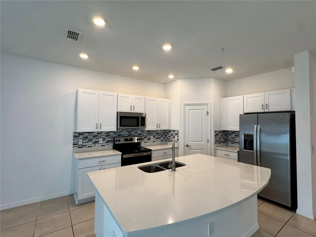 4461 Arlington Avenue St Cloud FL 34769