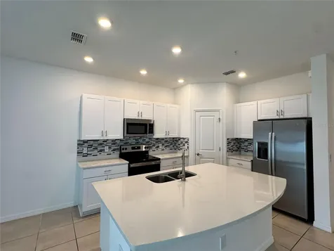 4461 Arlington Avenue St Cloud FL 34769