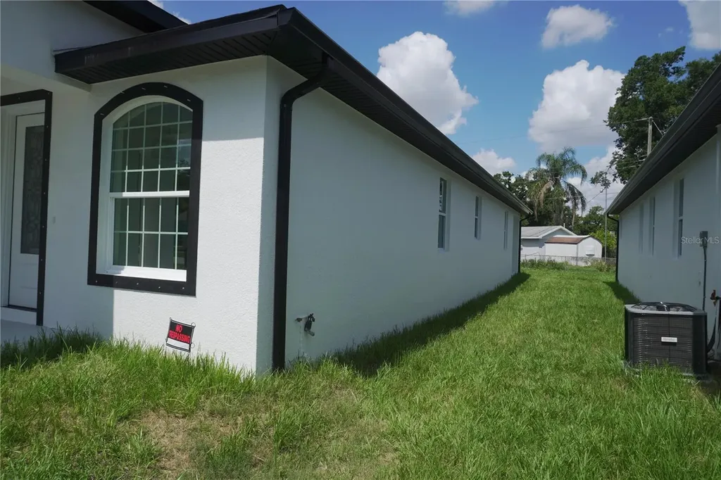 8924 N Orleans Avenue Tampa FL 33604