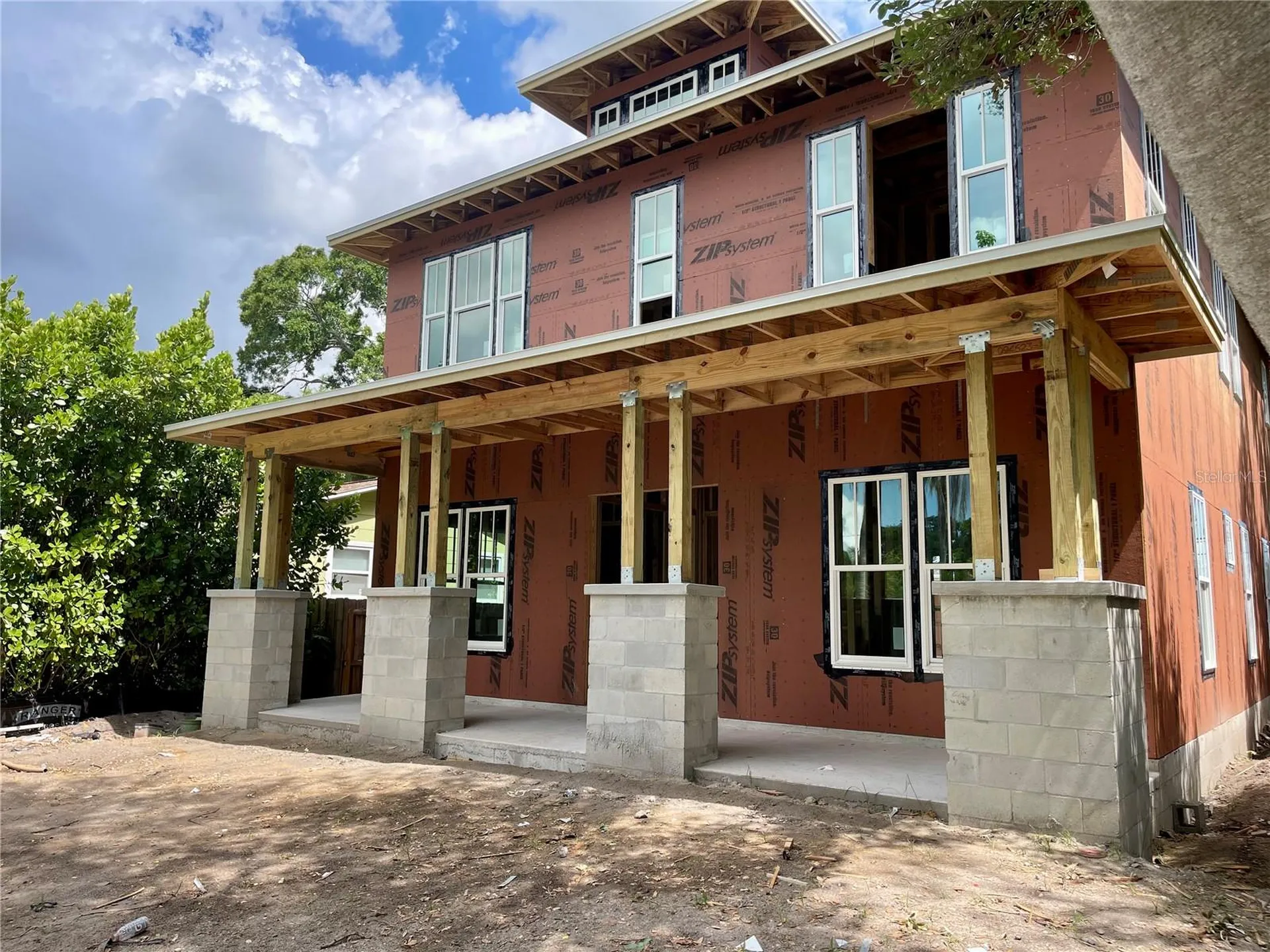 721 47th Avenue N St Petersburg FL 33703