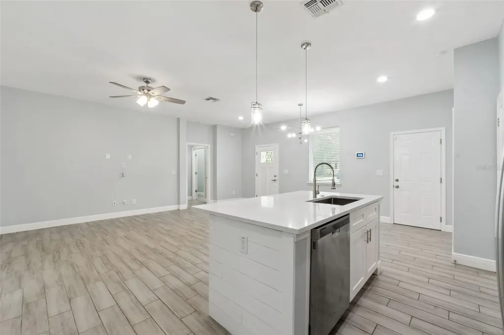 1221 3rd Street Orange City FL 32763